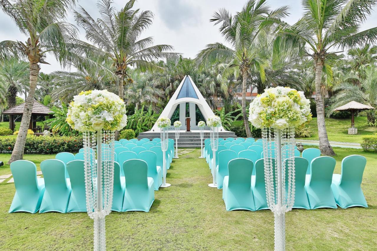 Queena Plaza Hotel Tainan Bagian luar foto