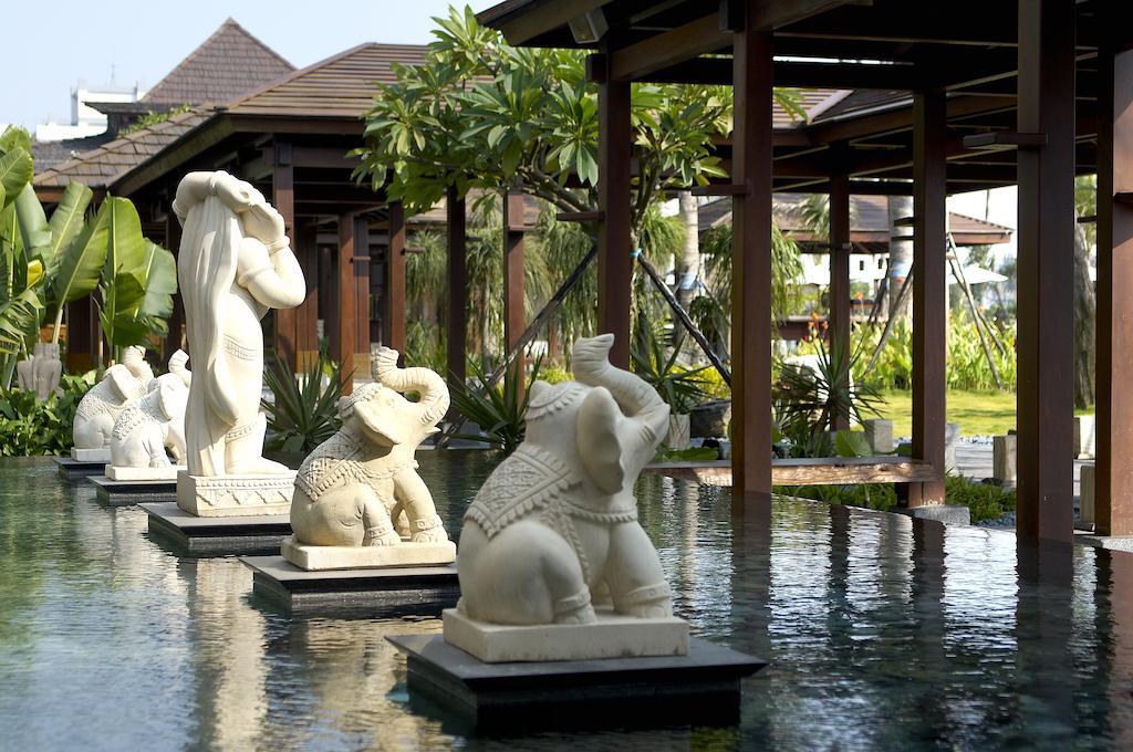 Queena Plaza Hotel Tainan Bagian luar foto