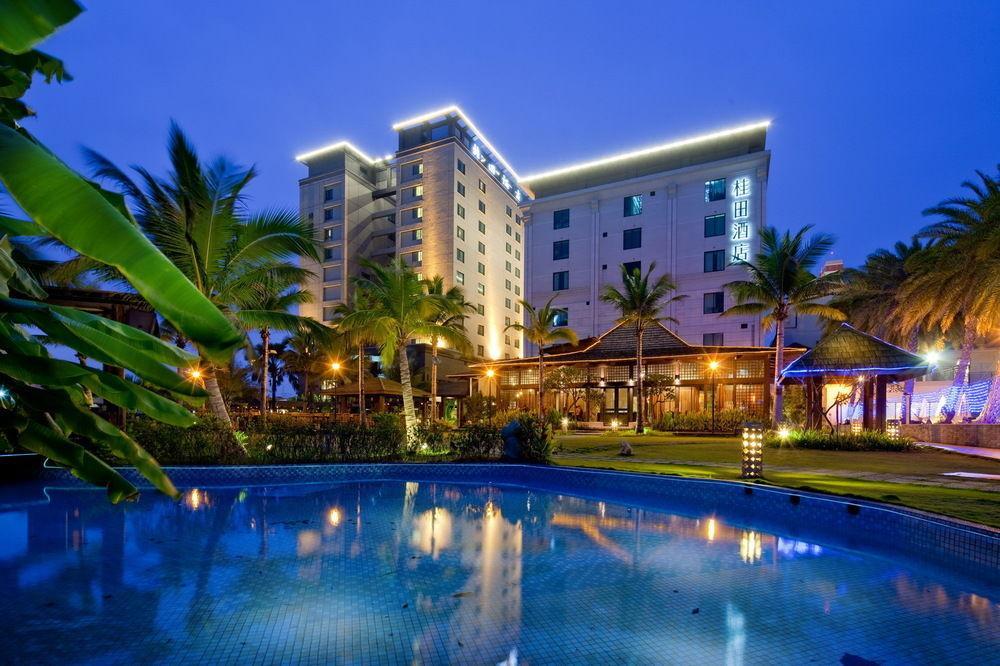 Queena Plaza Hotel Tainan Bagian luar foto